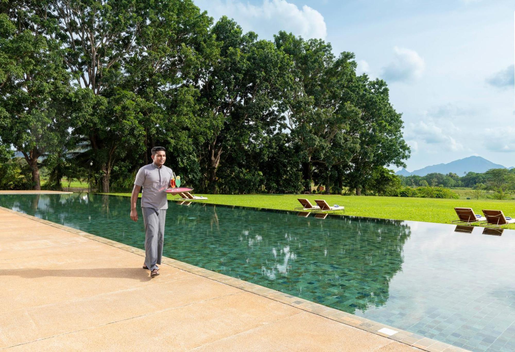 Jetwing Lake Dambulla Exterior photo